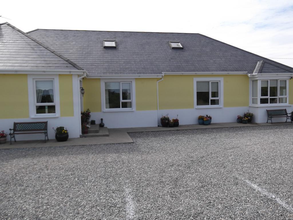 Ashley Lodge Bed & Breakfast Rosslare Harbour Buitenkant foto